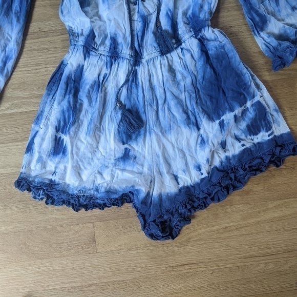 American Eagle Tie Dye Bell Sleeves Romper - Picture 4 of 9